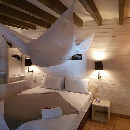 Hotel Restaurant La Ribaudiere Антананариву Номер фото